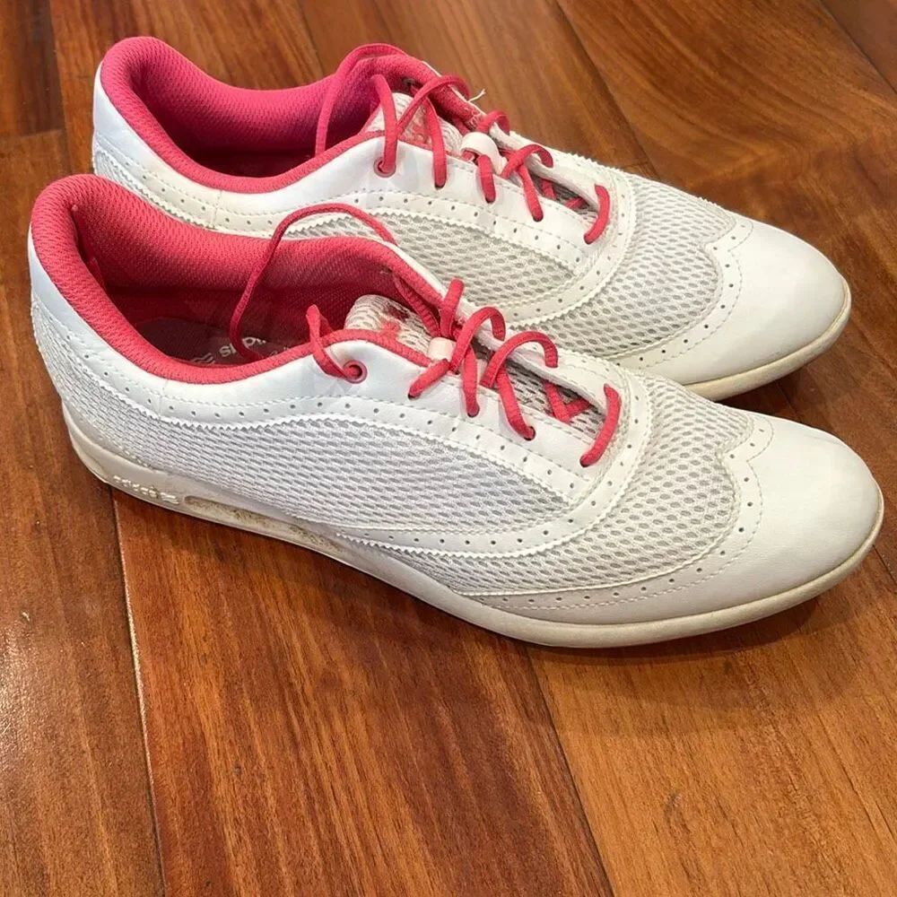 Adidas Women’s Golf Shoes White Pink Spikeless Golf Sneakers Size 8.5